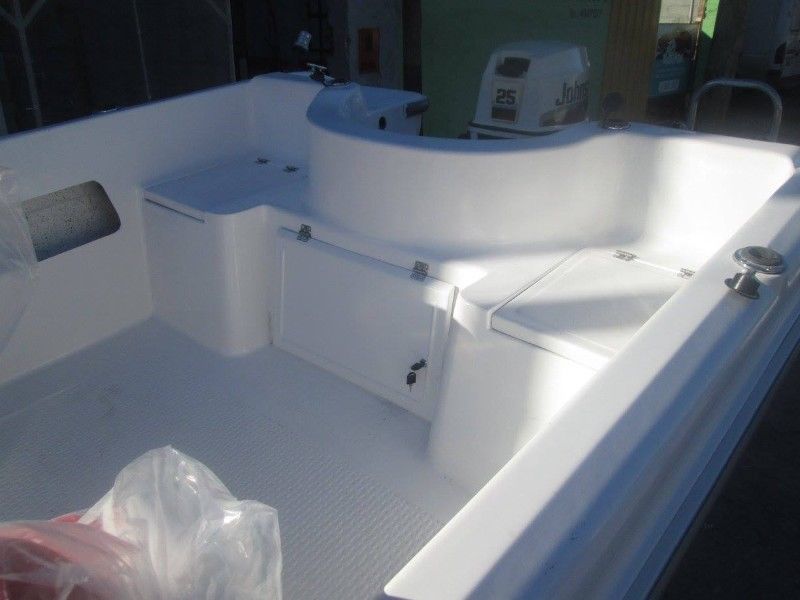 Lancha Albatros 640 Open Lancha Albatros 640 Open