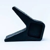 «V» de proa de goma con orificio en la base (114x113x59mm)