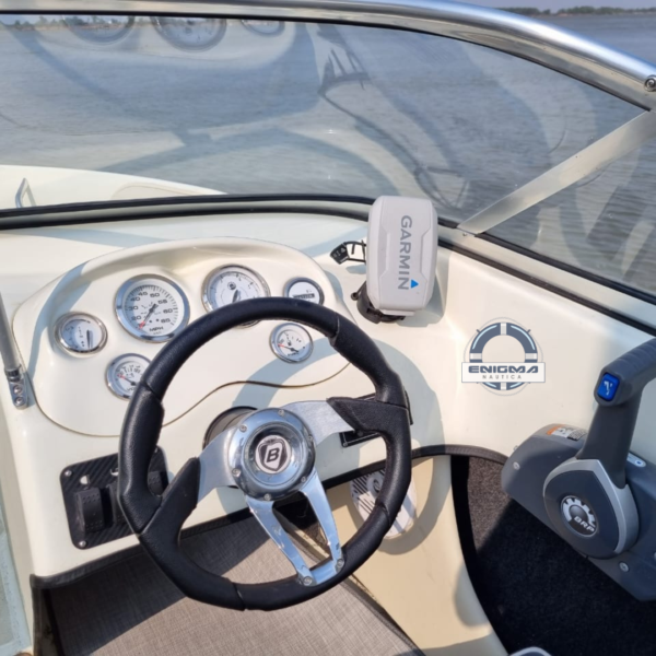 Bermuda Classic Evinrude 115 Etec 2019 – 90 horas